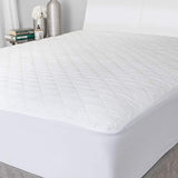 Quilted Mattress Pad - The Quilted Fabric is Comfortable and Thick Enough to Get a Restful Night Sleep. The Plush Mattress Topper Will Also Help Protect Your Mattress from Stains. (Queen)