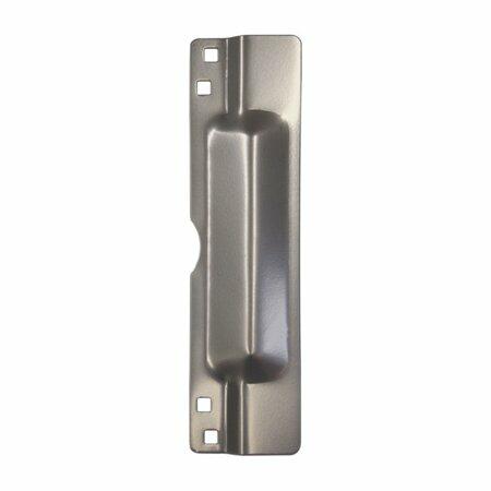 World and Main-Ultra Hardware 20532701 Door Latch Protector 11